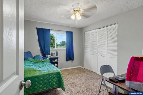 460 N 12th Street Independence OR 97351