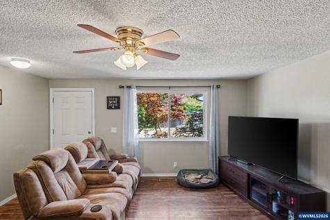 460 N 12th Street Independence OR 97351