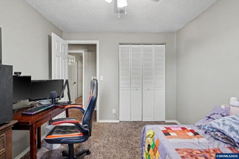 460 N 12th Street Independence OR 97351