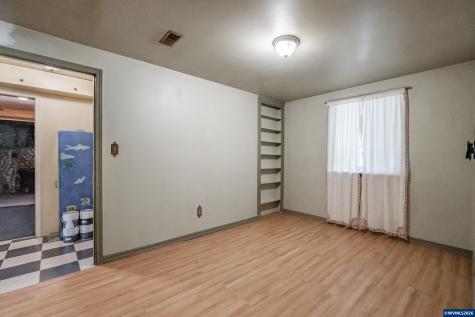 6025 SE 124th Avenue Portland OR 97236