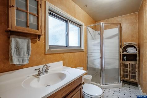 6025 SE 124th Avenue Portland OR 97236