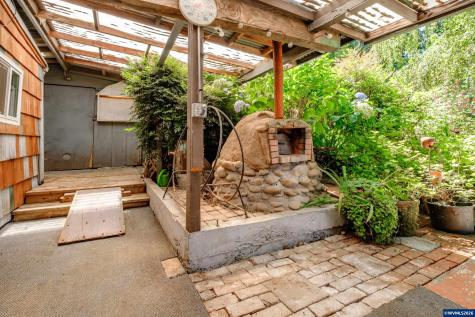6025 SE 124th Avenue Portland OR 97236