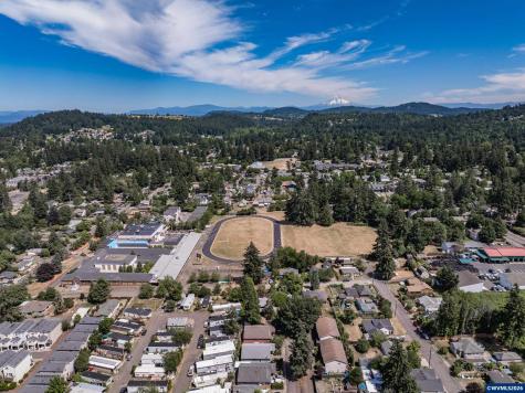 6025 SE 124th Avenue Portland OR 97236