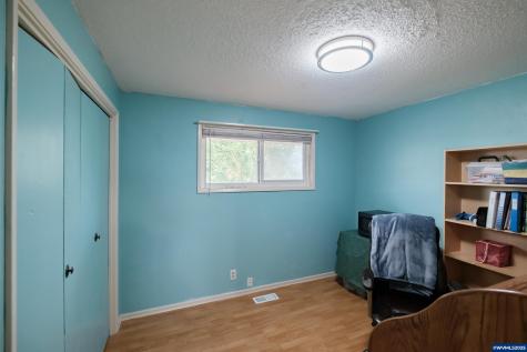 38973 Groshong Road NE Albany OR 97321