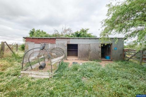 38973 Groshong Road NE Albany OR 97321