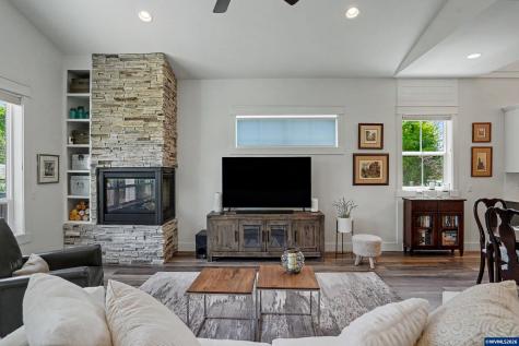 1153 SW Sylvia Street Corvallis OR 97333