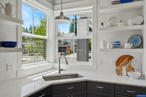 1153 SW Sylvia Street Corvallis OR 97333