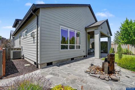 1153 SW Sylvia Street Corvallis OR 97333