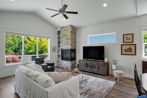 1153 SW Sylvia Street Corvallis OR 97333