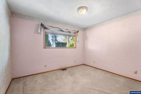 15895 Old Butteville Road NE Woodburn OR 97071