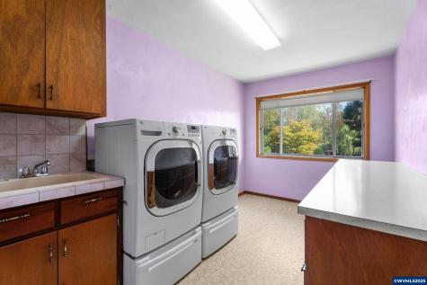 15895 Old Butteville Road NE Woodburn OR 97071