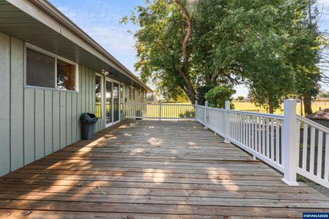 15895 Old Butteville Road NE Woodburn OR 97071