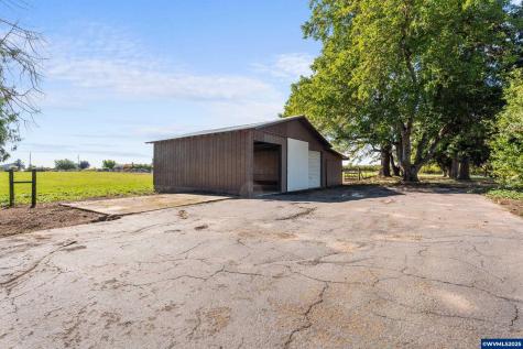 15895 Old Butteville Road NE Woodburn OR 97071