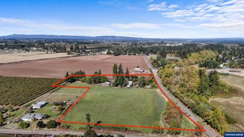 15895 Old Butteville Road NE Woodburn OR 97071