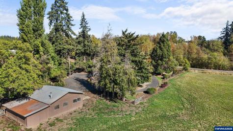 15895 Old Butteville Road NE Woodburn OR 97071