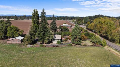 15895 Old Butteville Road NE Woodburn OR 97071