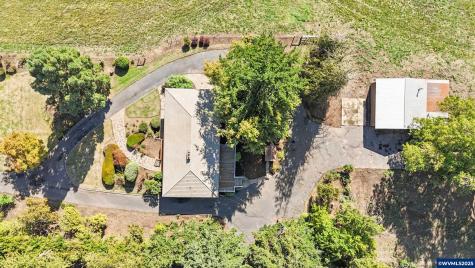 15895 Old Butteville Road NE Woodburn OR 97071