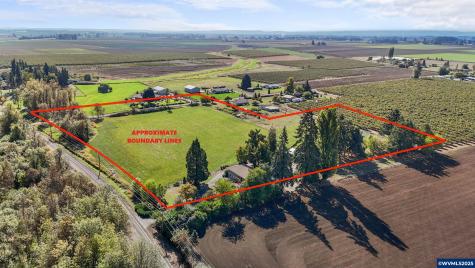 15895 Old Butteville Road NE Woodburn OR 97071