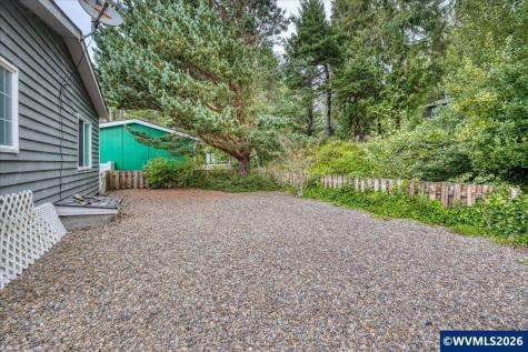 385 SE Anchor Avenue Depoe Bay OR 97341