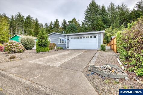 385 SE Anchor Avenue Depoe Bay OR 97341
