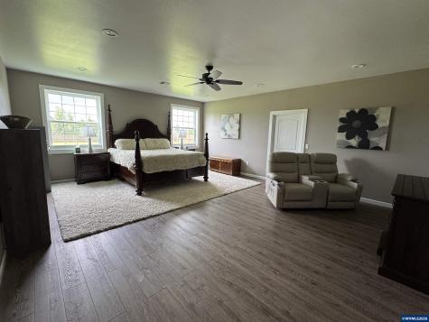 38053 Robinson Drive Scio OR 97374
