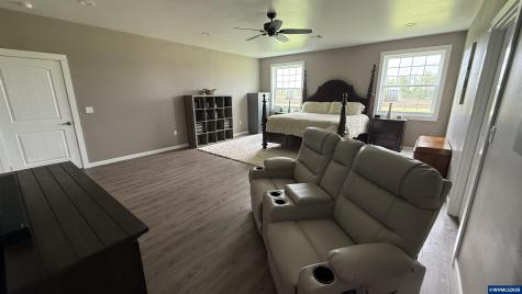 38053 Robinson Drive Scio OR 97374