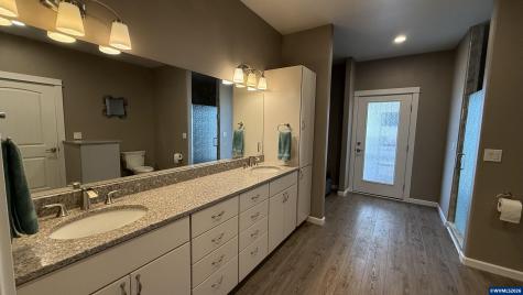 38053 Robinson Drive Scio OR 97374