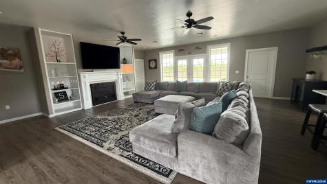 38053 Robinson Drive Scio OR 97374