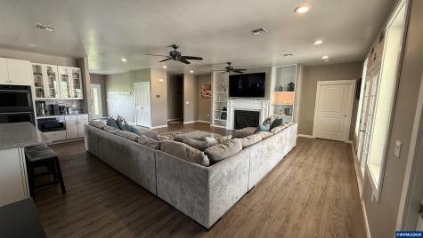 38053 Robinson Drive Scio OR 97374