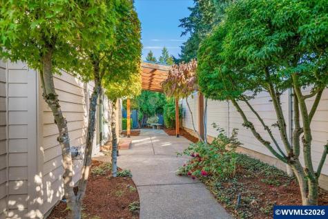 4840 8th Avenue SE Salem OR 97302