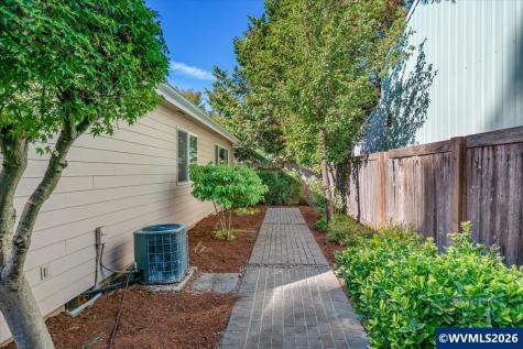 4840 8th Avenue SE Salem OR 97302