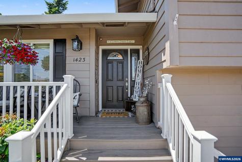 1423 35th Avenue NW Salem OR 97304