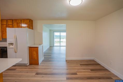 40025 Crestview Lane Lebanon OR 97355