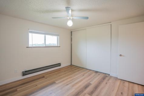 40025 Crestview Lane Lebanon OR 97355