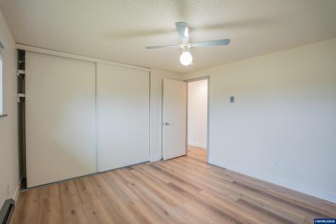 40025 Crestview Lane Lebanon OR 97355