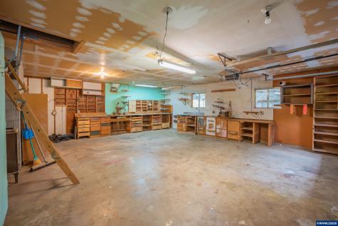 40025 Crestview Lane Lebanon OR 97355