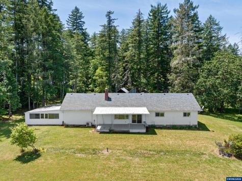 40025 Crestview Lane Lebanon OR 97355