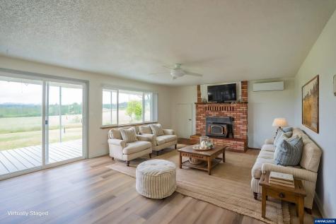 40025 Crestview Lane Lebanon OR 97355