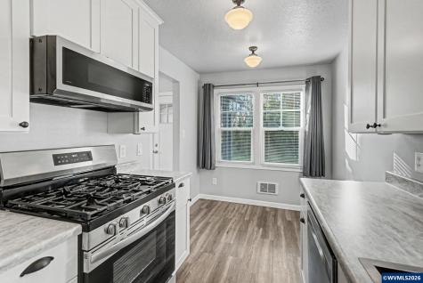 2451 Simpson Street SE Salem OR 97301