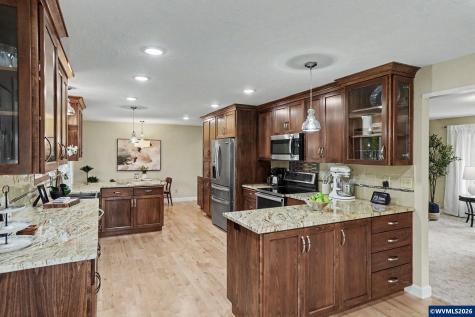5766 59th Court SE Salem OR 97317