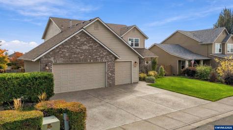 834 Van Buren Drive NW Salem OR 97304