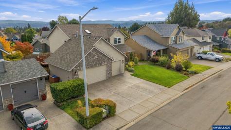 834 Van Buren Drive NW Salem OR 97304