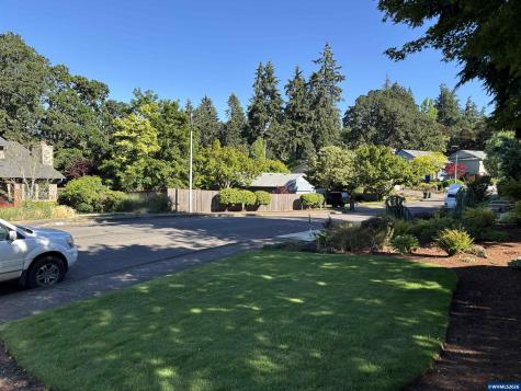 1750 Cinnamon Hill Drive SE Salem OR 97306