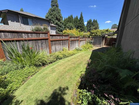 1750 Cinnamon Hill Drive SE Salem OR 97306
