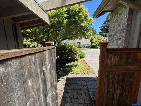 1750 Cinnamon Hill Drive SE Salem OR 97306