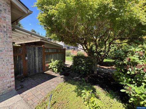 1750 Cinnamon Hill Drive SE Salem OR 97306