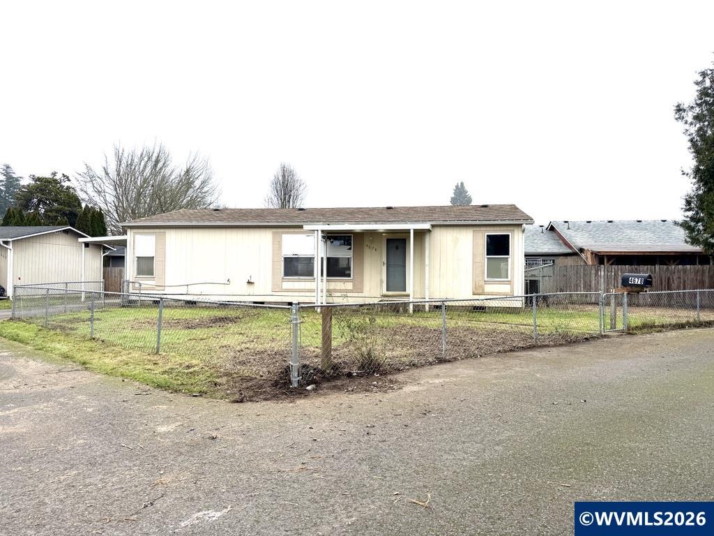 4678 La Vista Way SE Salem OR 97317