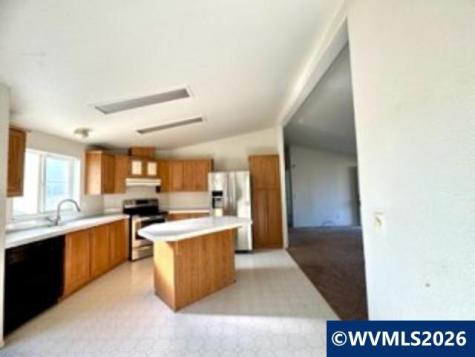 4678 La Vista Way SE Salem OR 97317
