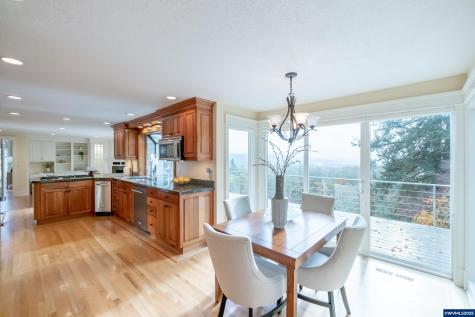 341 Maple Hill Drive NW Salem OR 97304