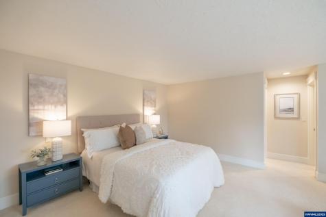 341 Maple Hill Drive NW Salem OR 97304